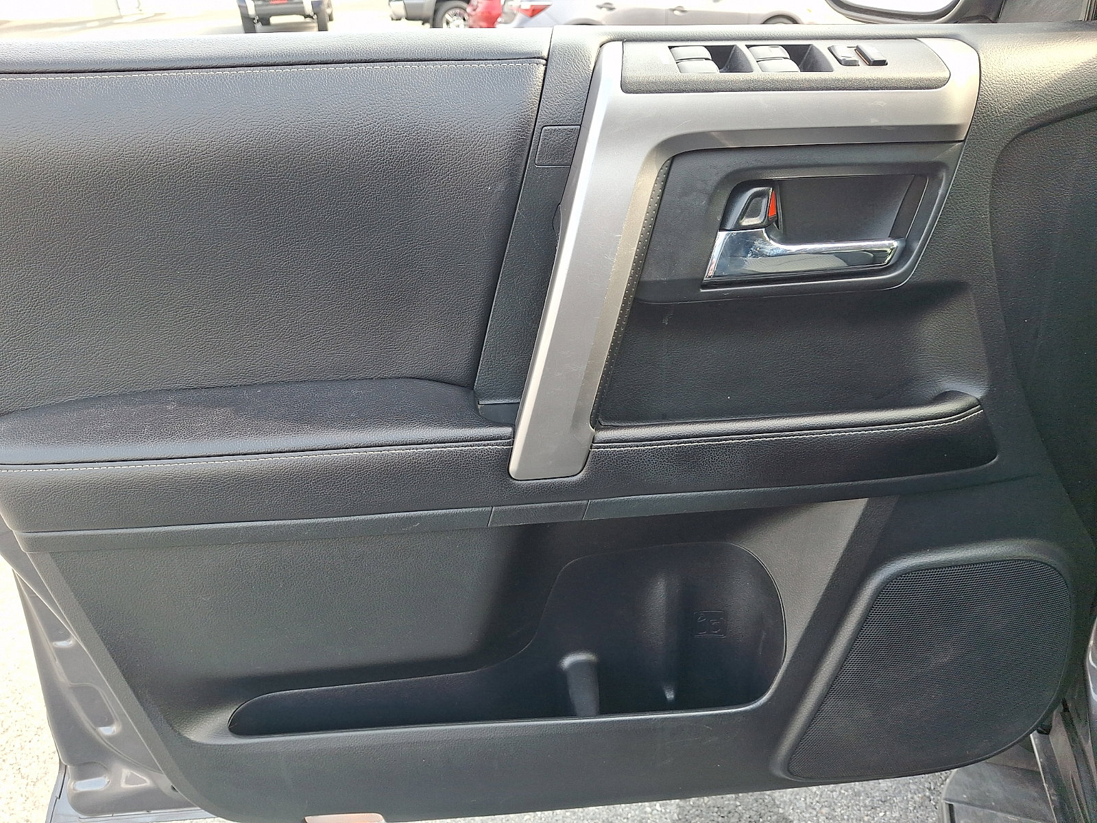 Used 2016 Toyota 4Runner SR5 image 13