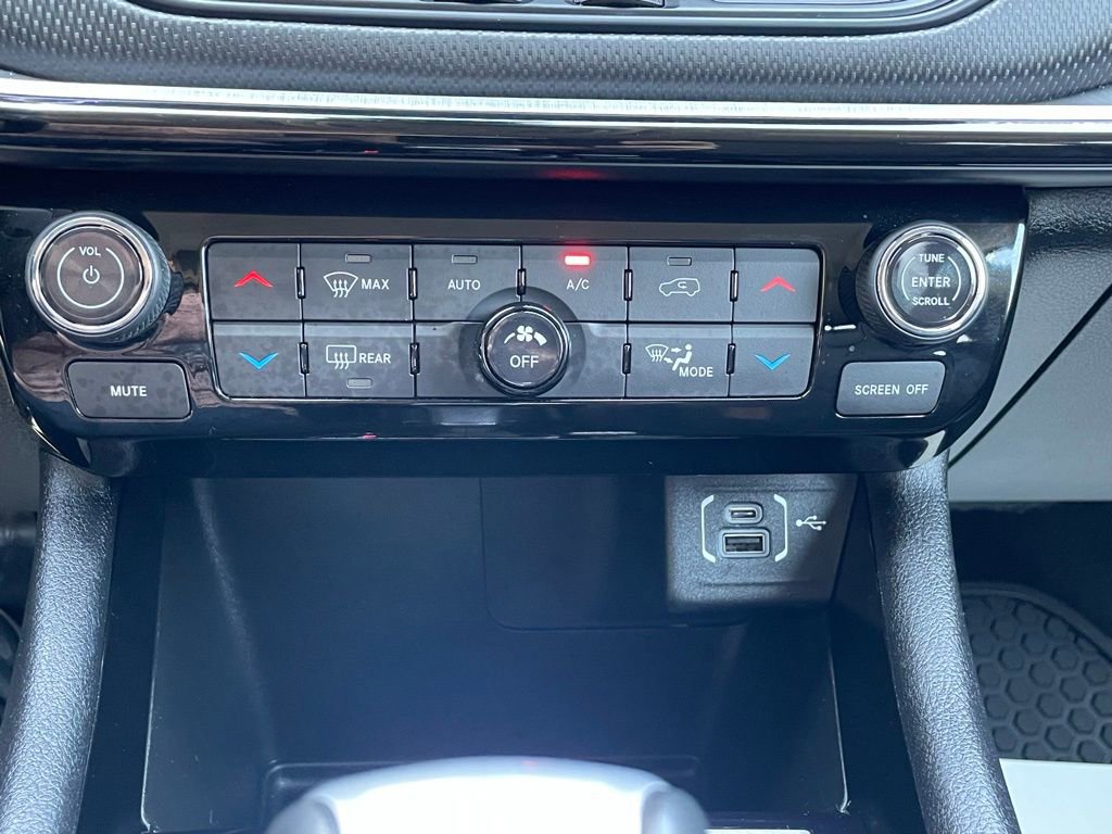 Used 2022 Jeep Compass Trailhawk w/ Trailhawk Elite Group AWD/4WD image 39