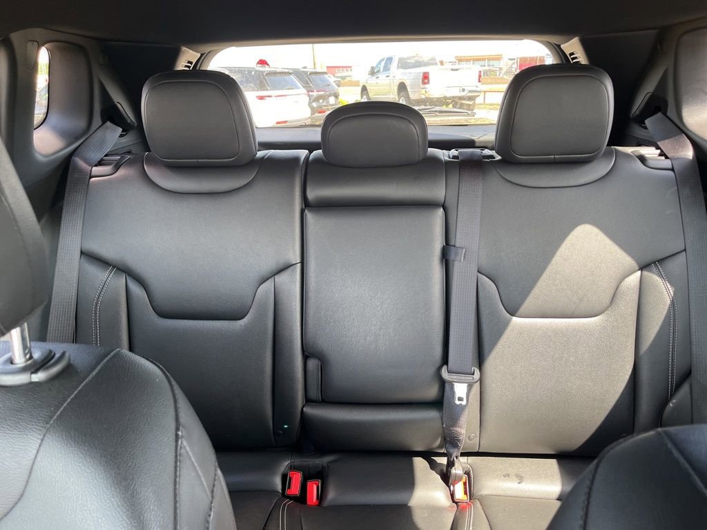Used 2025 Jeep Compass Limited AWD/4WD image 48
