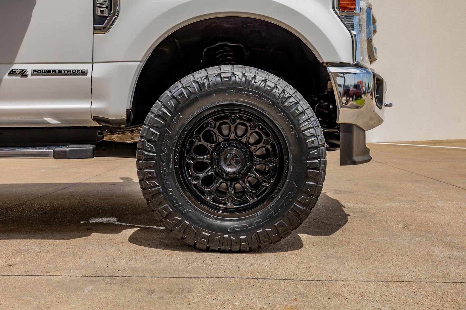 Used 2021 Ford F250 XLT w/ XLT Premium Package AWD/4WD image 11