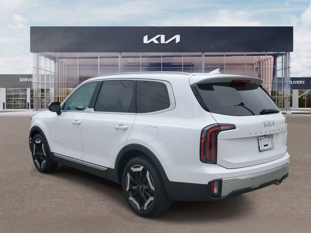 Certified 2024 Kia Telluride EX image 4