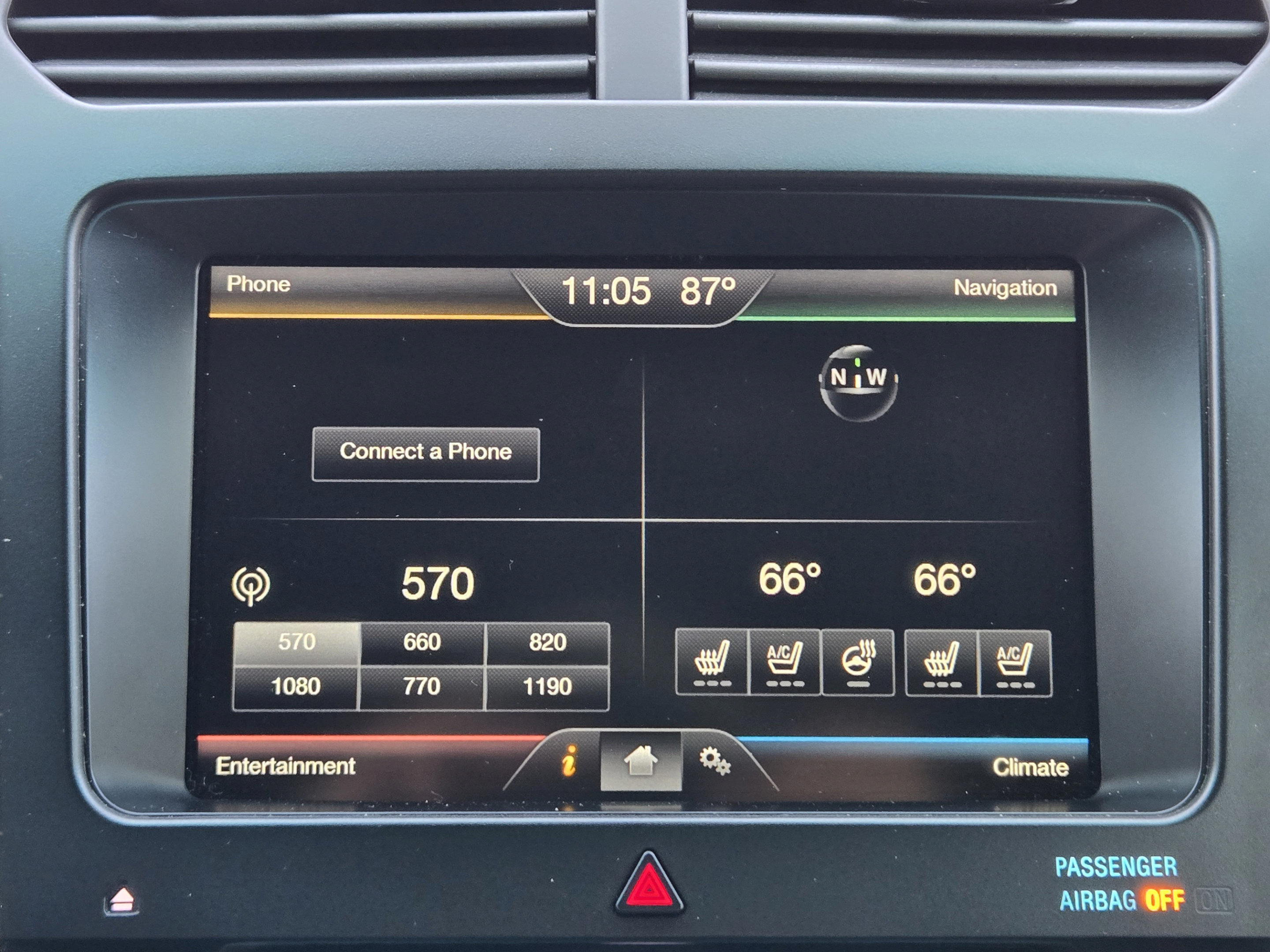 Used 2015 Ford Explorer Limited w/ Equipment Group 301A FWD image 13