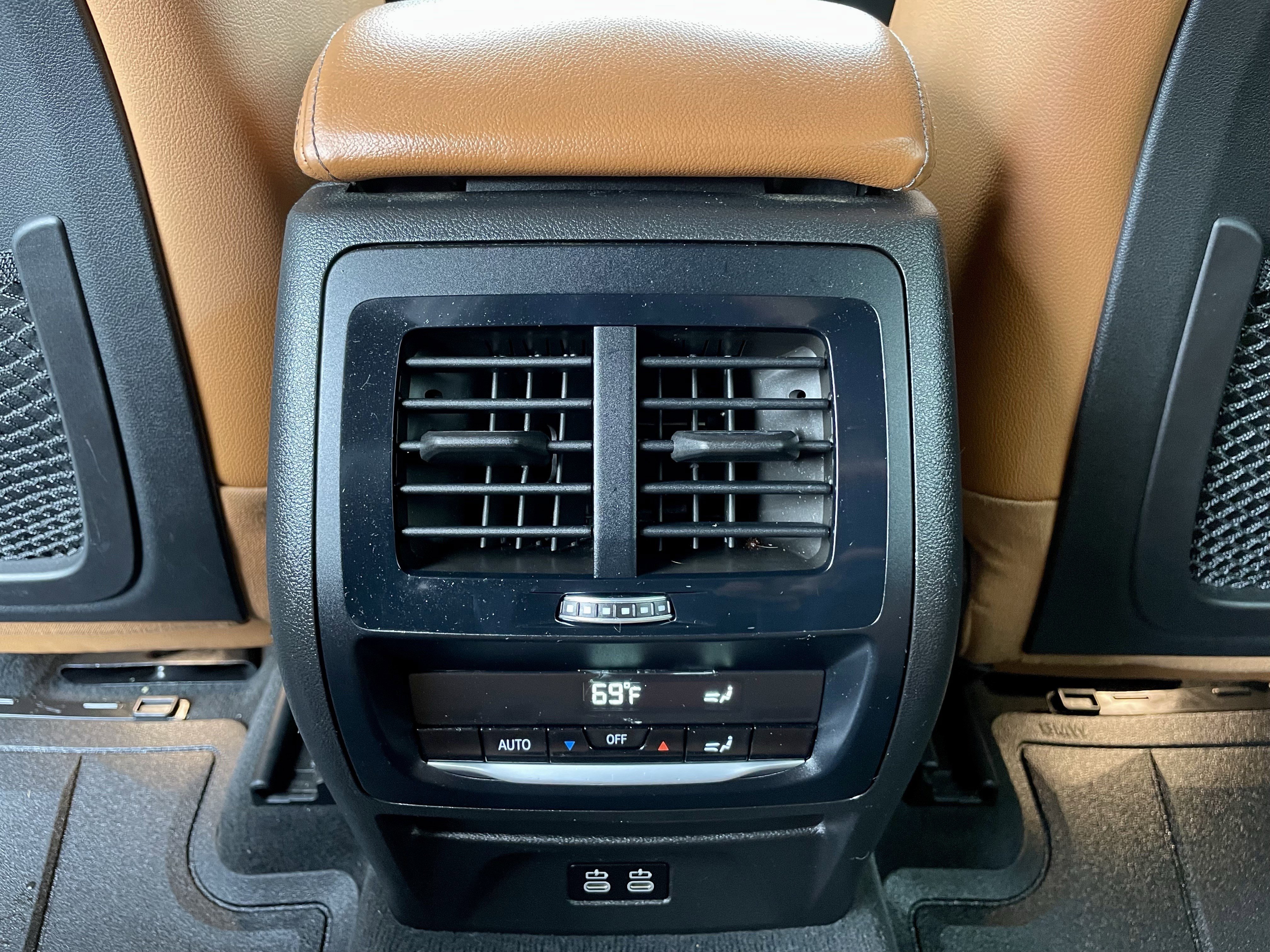 Used 2022 BMW X4 M40i w/ Premium Package image 26