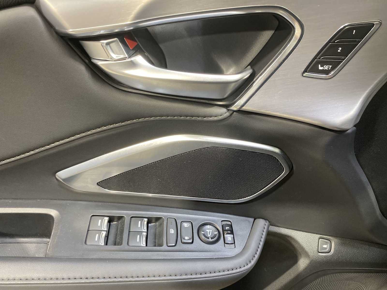 Used 2023 Acura RDX AWD image 23