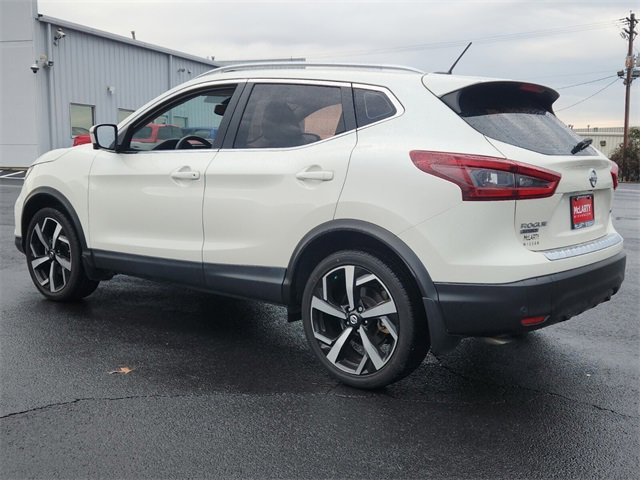 Certified 2022 Nissan Rogue Sport SL w/ Premium Package image 5