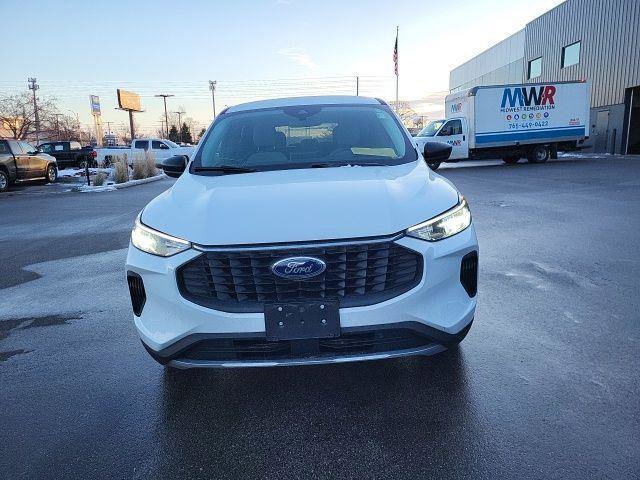 Used 2023 Ford Escape Active image 9