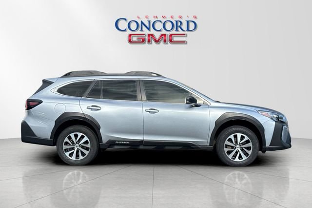 Used 2024 Subaru Outback 2.5i w/ Popular Package #1A image 3