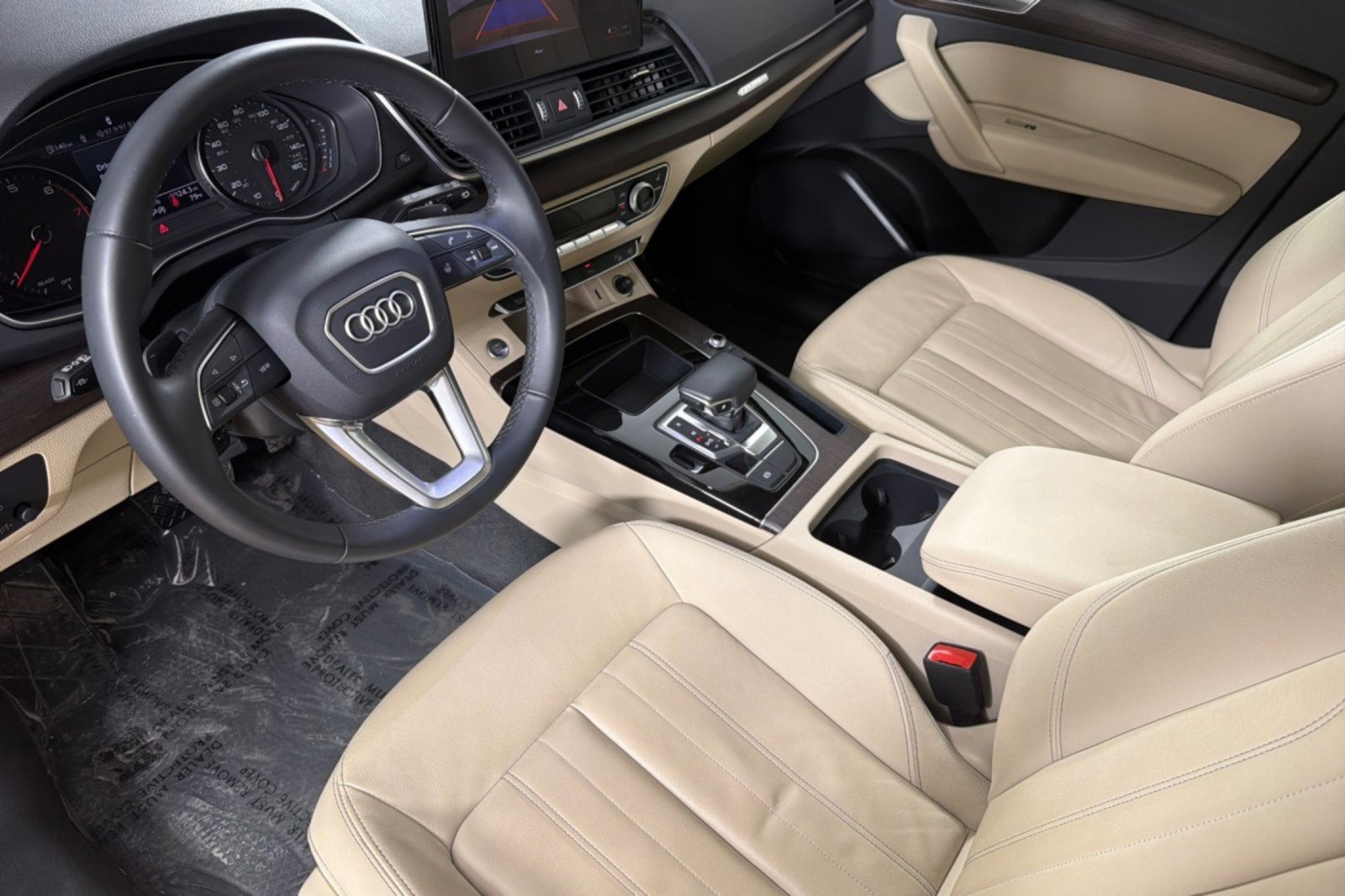 Used 2023 Audi Q5 2.0T Premium w/ Convenience Package AWD/4WD image 9
