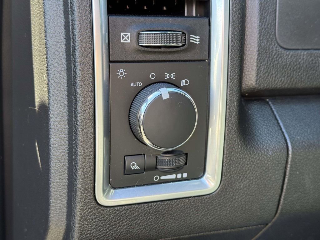 Used 2022 RAM 1500 Classic Warlock w/ Electronics Group image 14