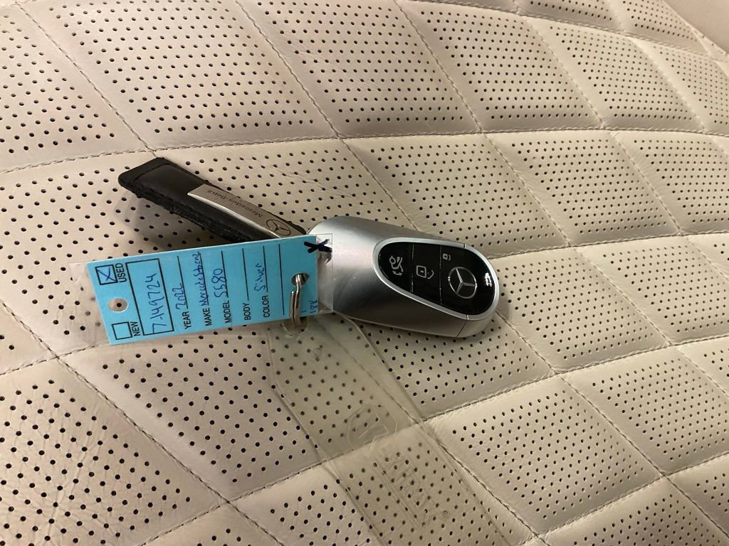 Used 2022 Mercedes-Benz S 580 4MATIC Sedan image 29