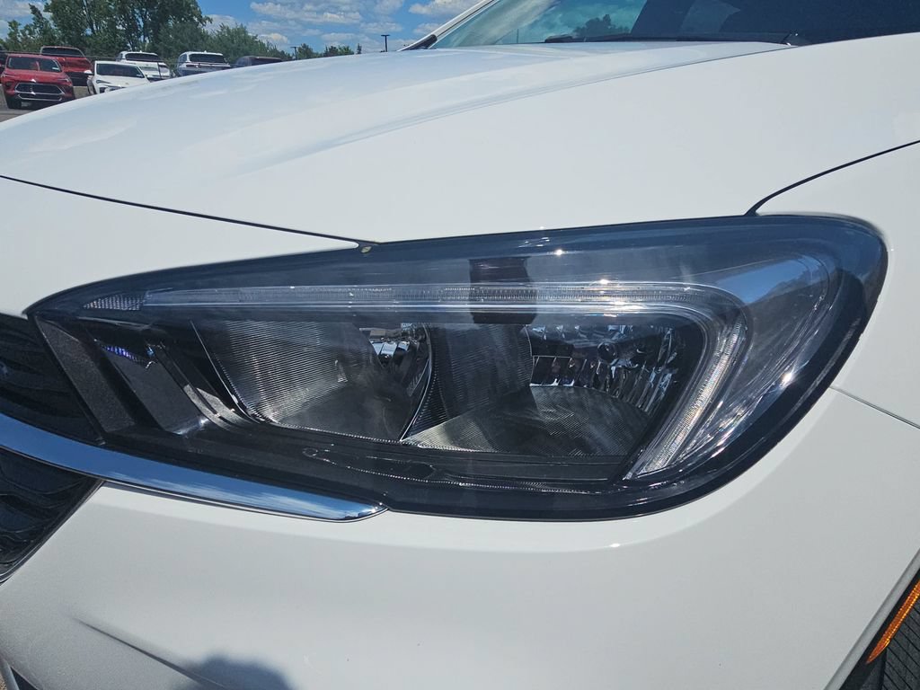 Used 2023 Buick Encore GX Preferred w/ Cold Weather Comfort Package AWD/4WD image 36