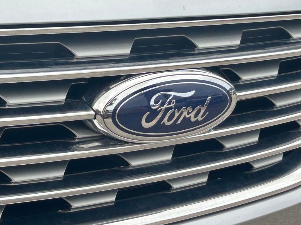 Certified 2022 Ford Edge Titanium image 19