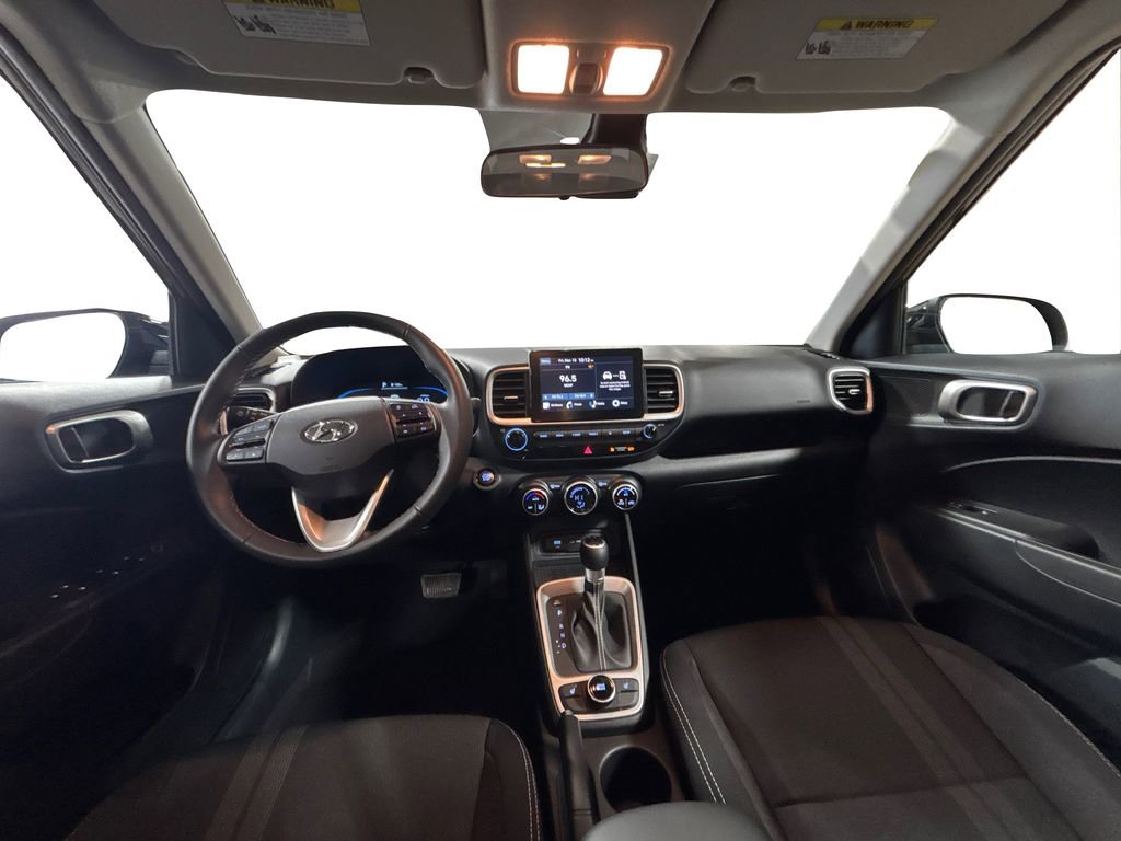 Certified 2026 Hyundai Venue SEL FWD image 17