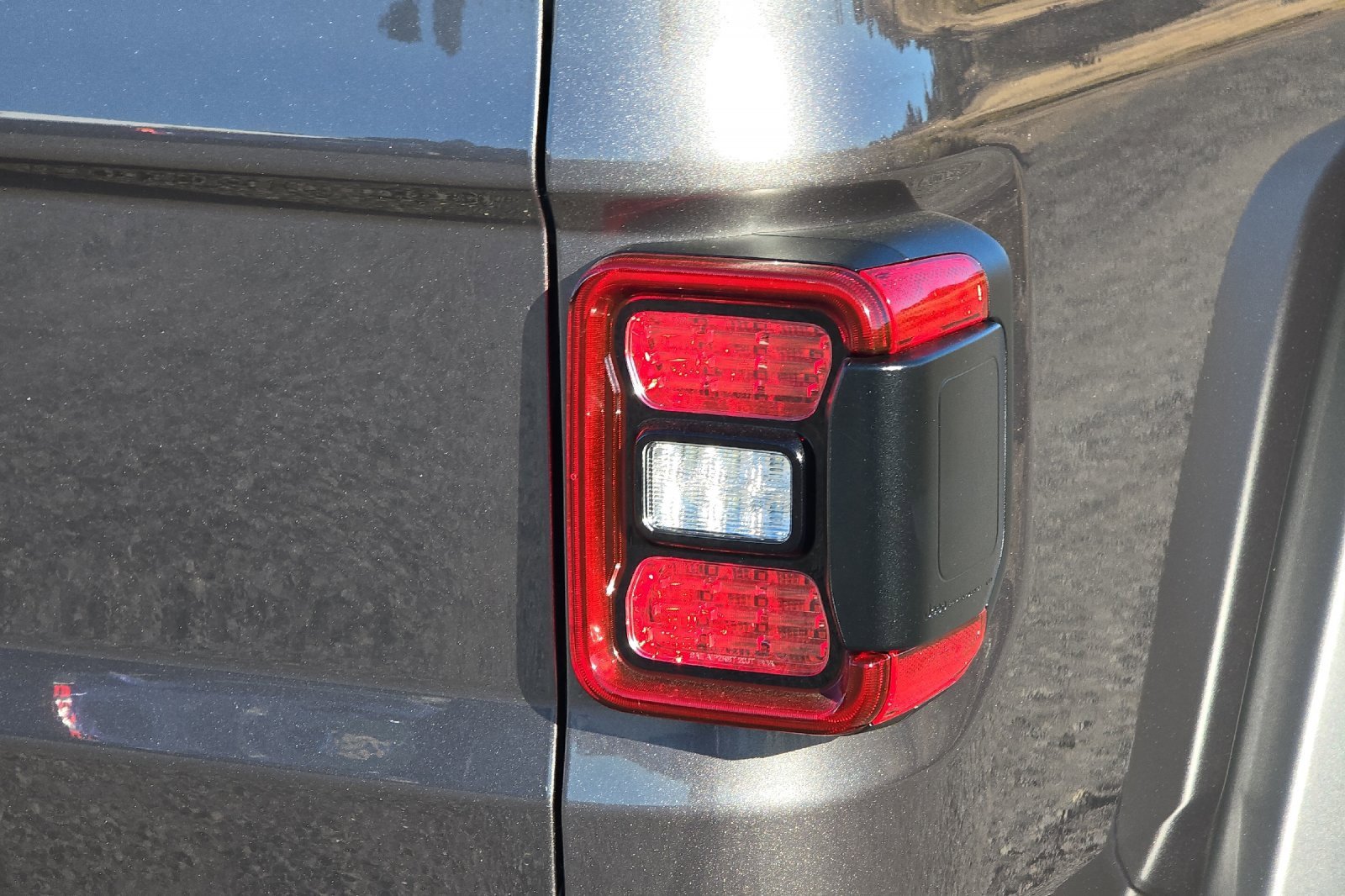 Used 2025 Jeep Gladiator Rubicon w/ Convenience Group image 47