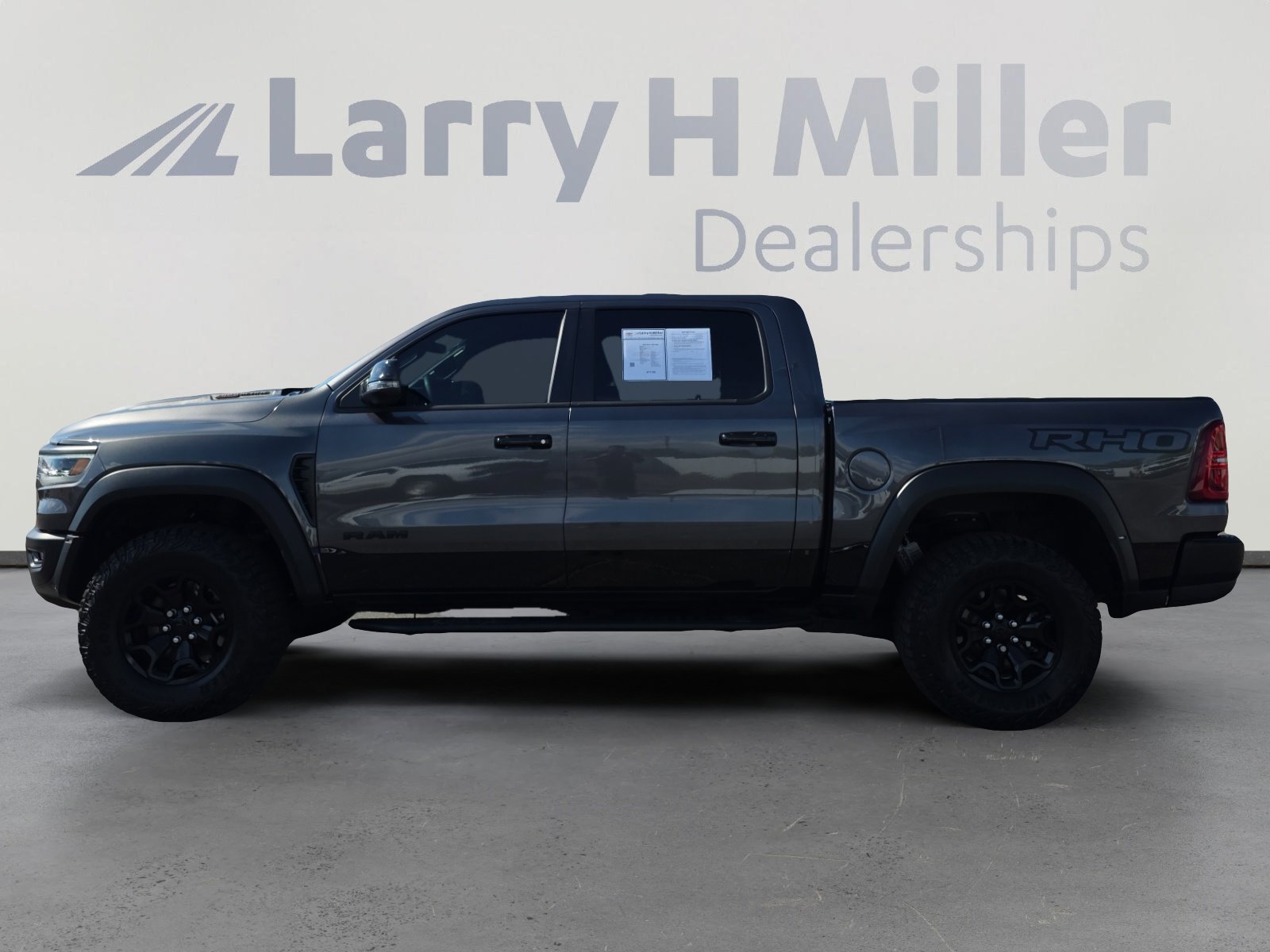 Used 2025 RAM 1500 RHO image 2
