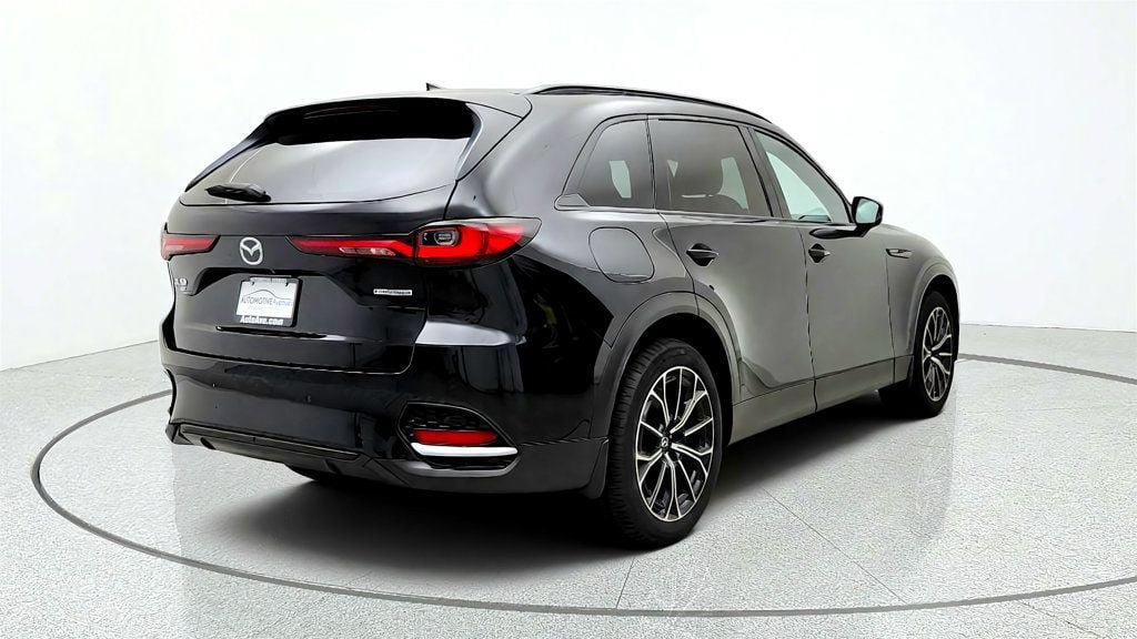 Used 2025 MAZDA CX-70 Plug-In Hybrid w/ Premium Plus AWD/4WD image 5
