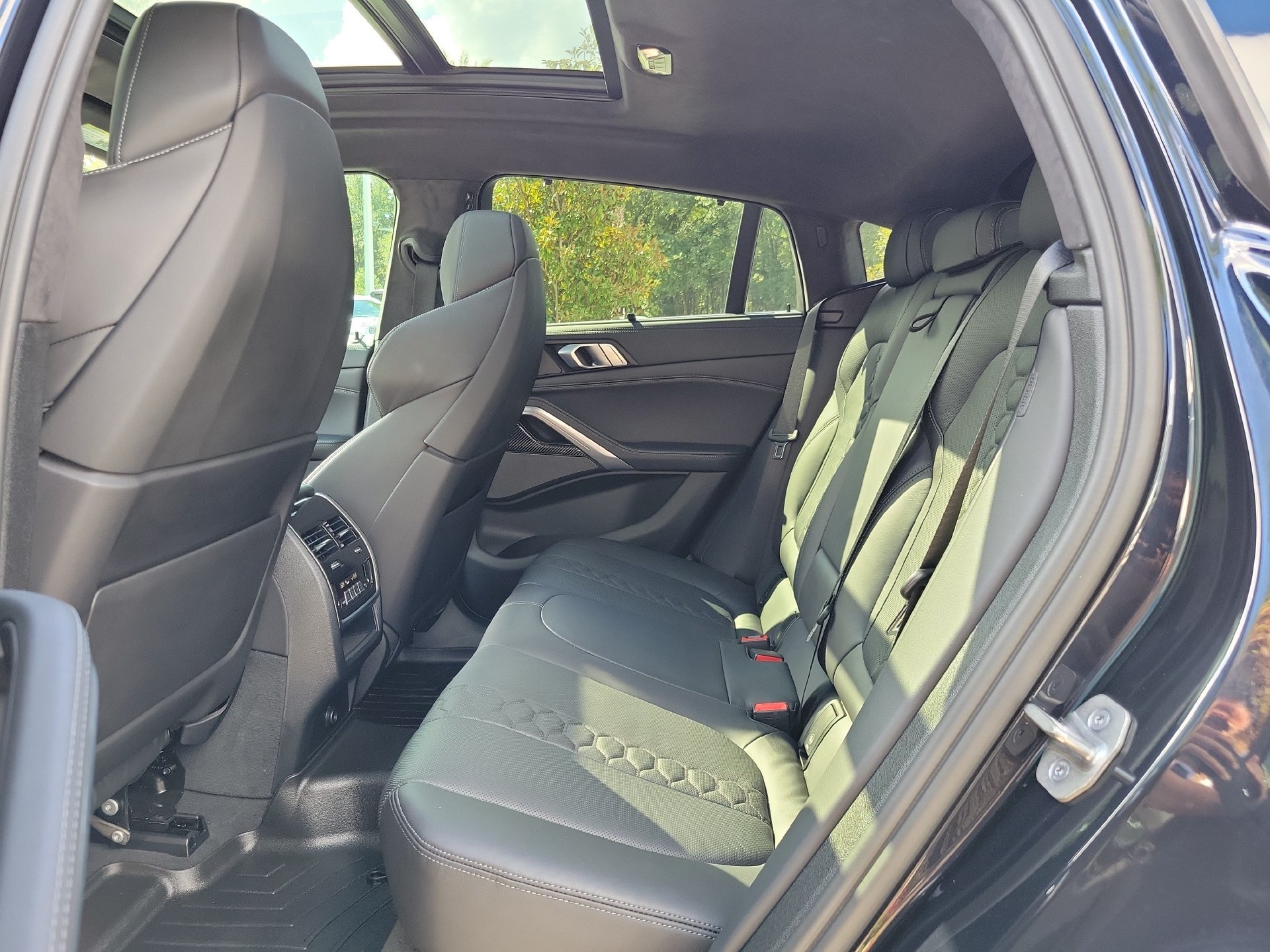 Used 2023 BMW X6 M w/ Executive Package AWD/4WD image 22