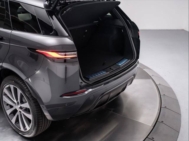 New 2026 Land Rover Range Rover Evoque S AWD/4WD image 32