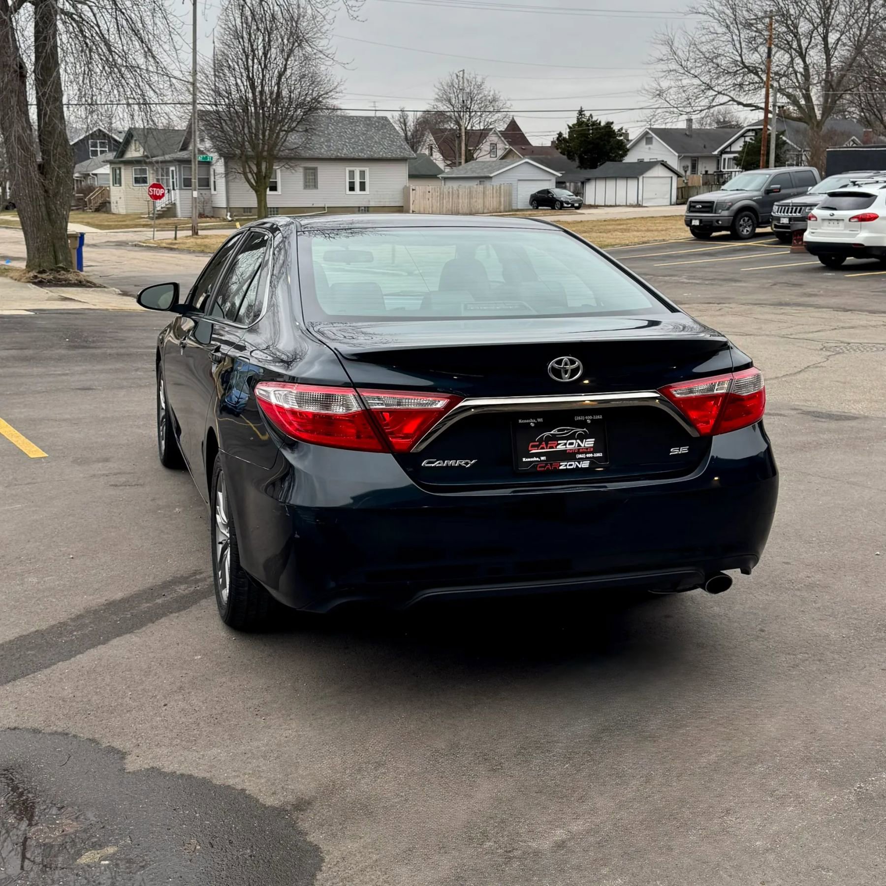 Used 2017 Toyota Camry SE FWD image 9