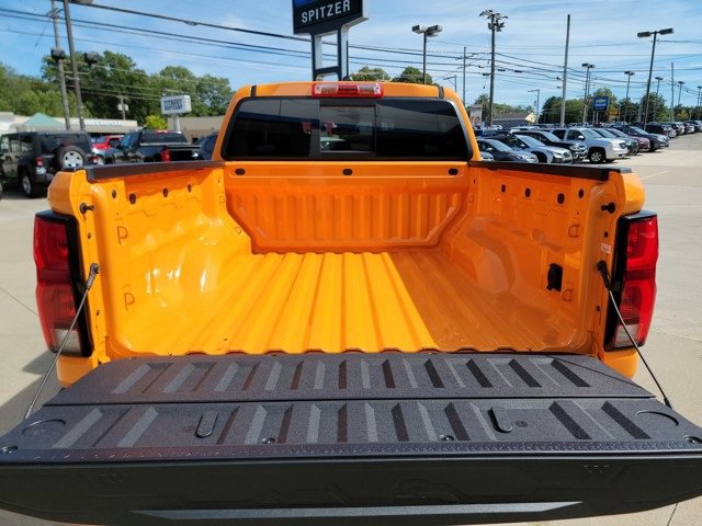 New 2026 Chevrolet Colorado Z71 w/ Technology Package image 16