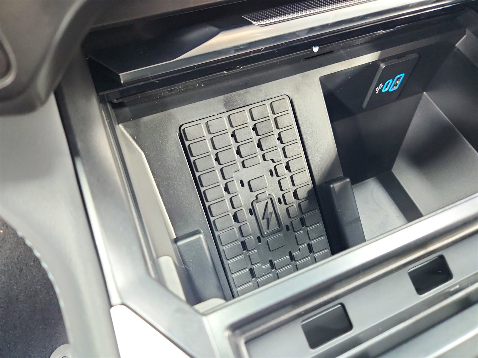New 2026 Ford F350 Platinum image 37