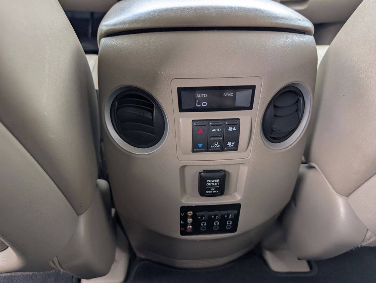 Used 2009 Honda Pilot EX-L image 38
