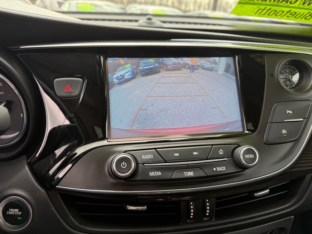 Used 2019 Buick Envision Essence image 16