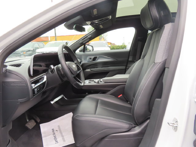 Certified 2024 Cadillac Lyriq Tech AWD/4WD image 15