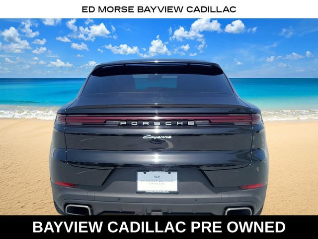Used 2024 Porsche Cayenne Coupe AWD/4WD image 4