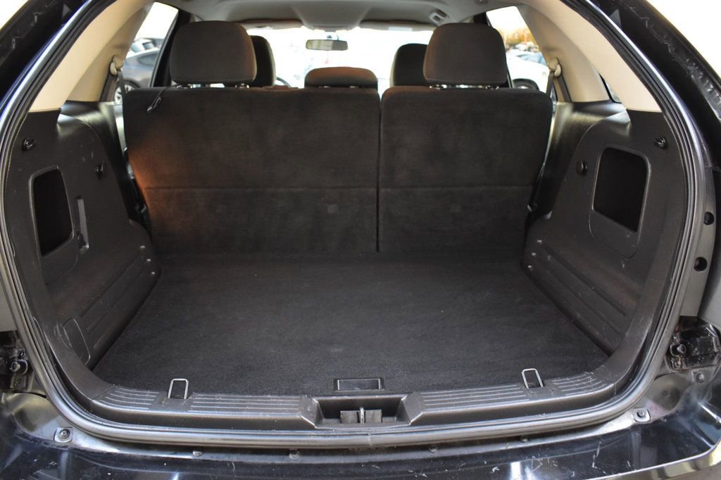 Used 2013 Ford Edge SE FWD image 35
