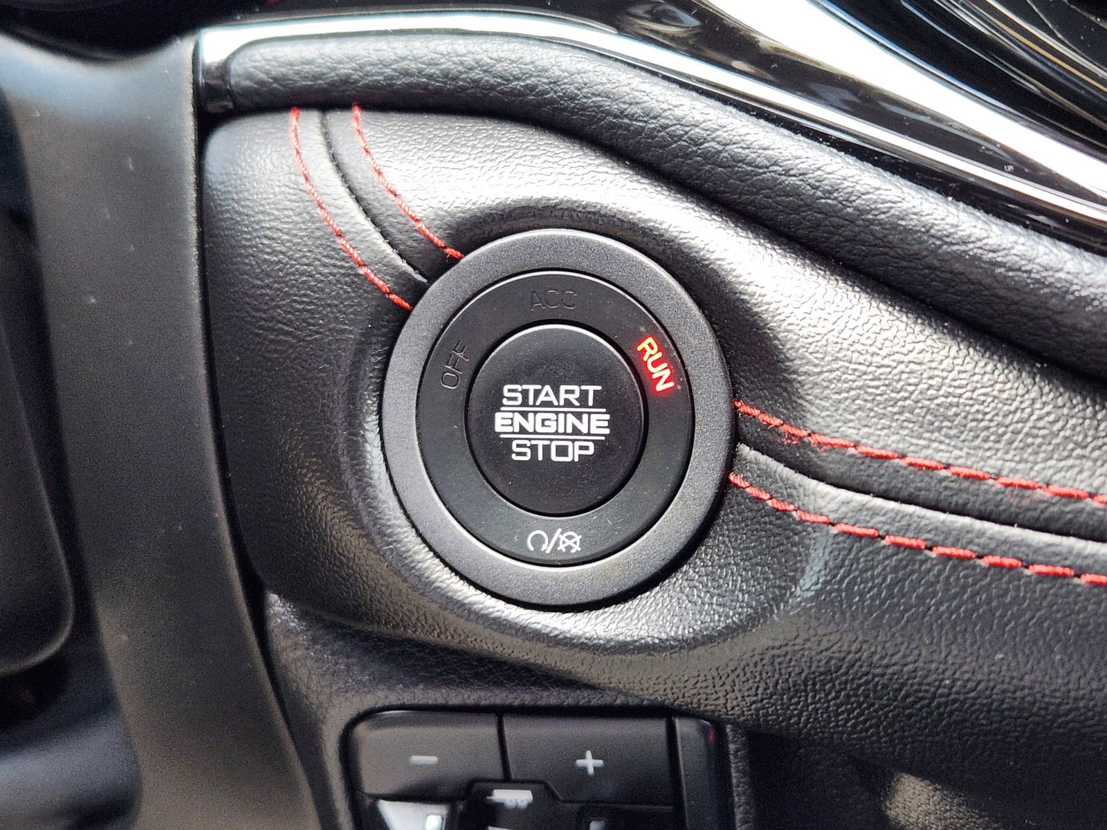 Used 2025 Dodge Durango GT AWD/4WD image 22