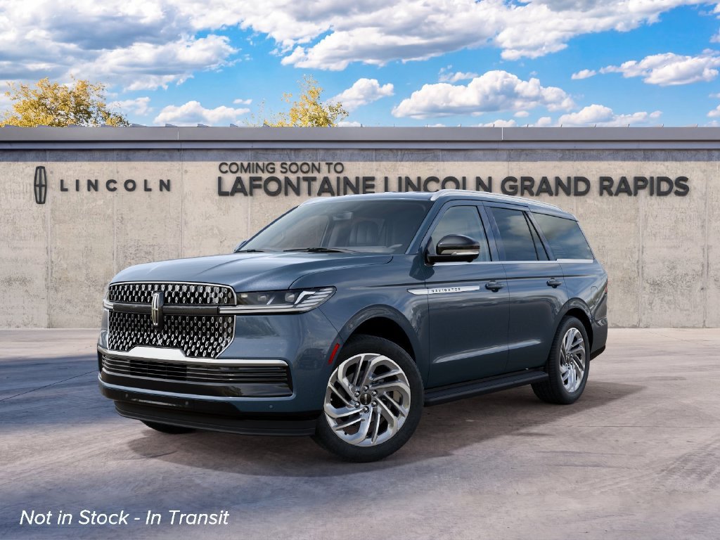 New 2027 Lincoln Navigator Premiere AWD/4WD image 2