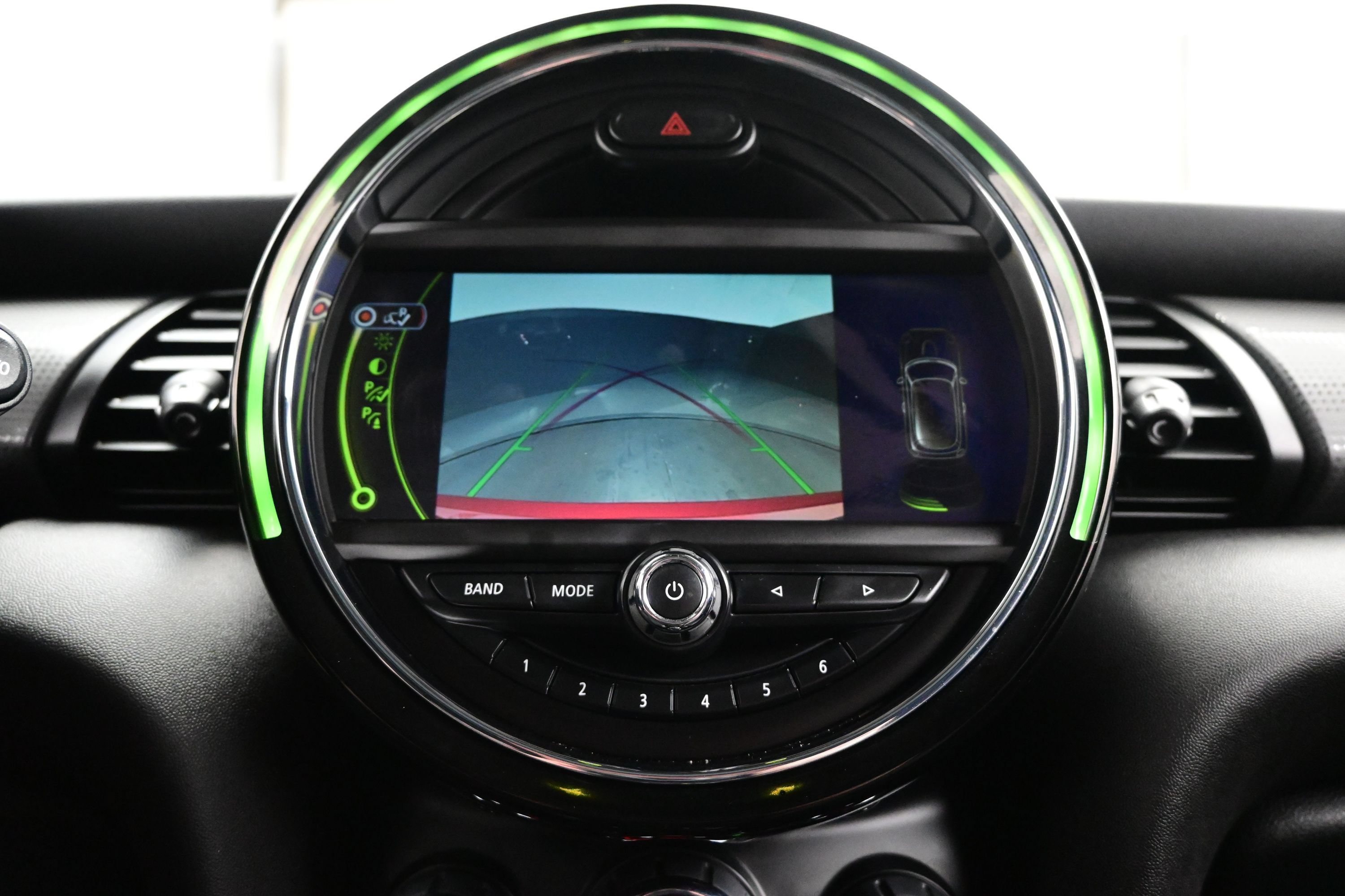 Used 2015 MINI Cooper 2-Door Hardtop FWD image 14