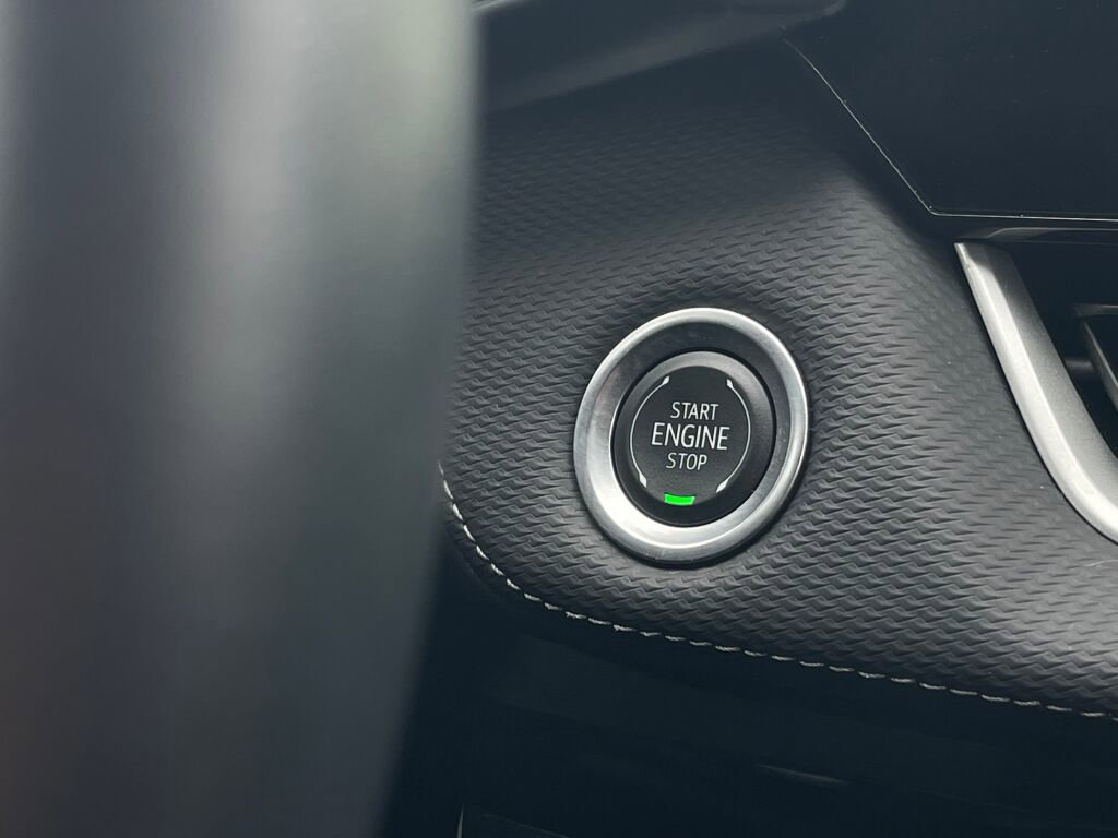 Used 2025 Chevrolet Equinox LT w/ Convenience Package II image 16