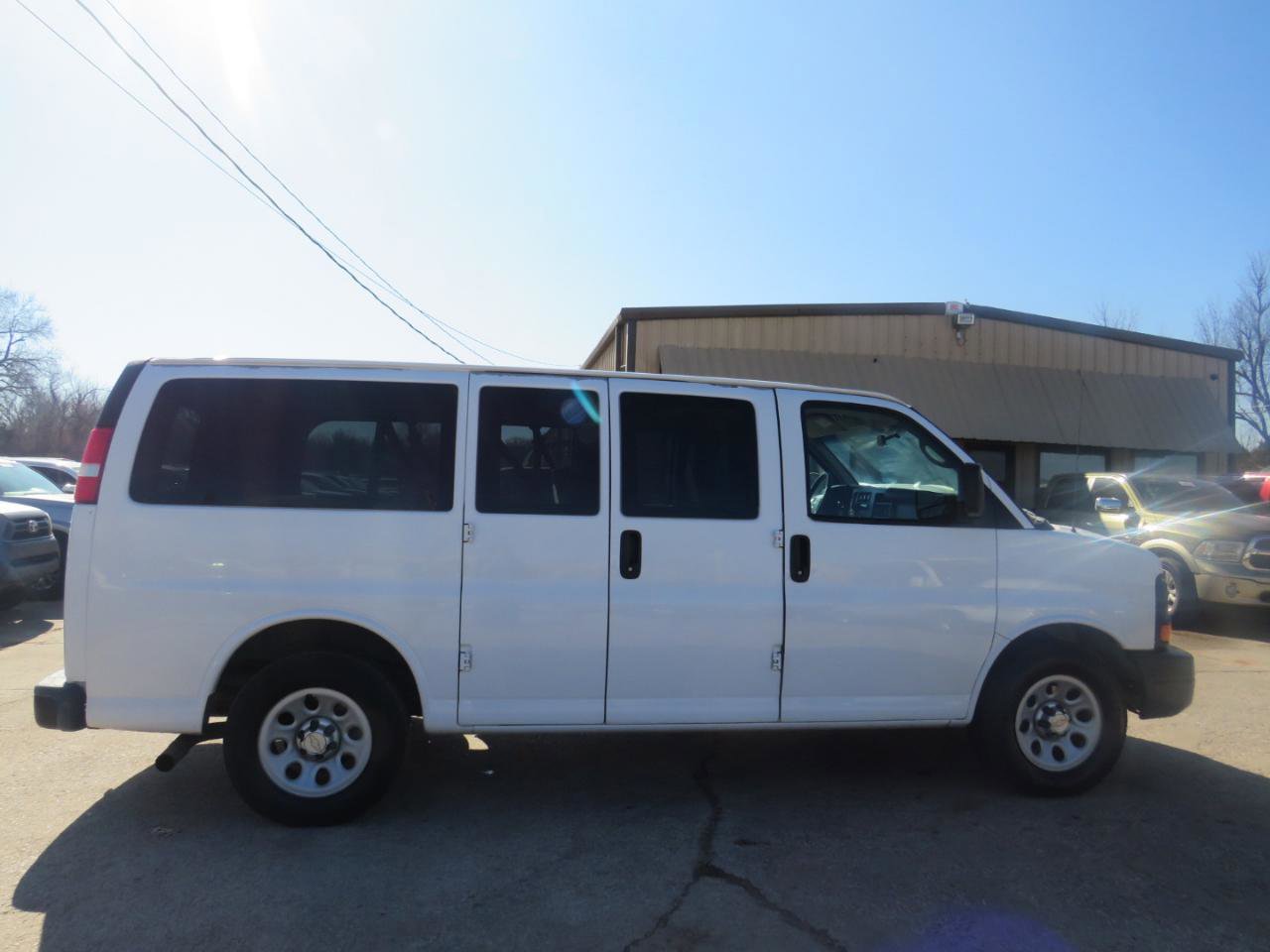 Used 2014 Chevrolet Express 1500 LS image 4