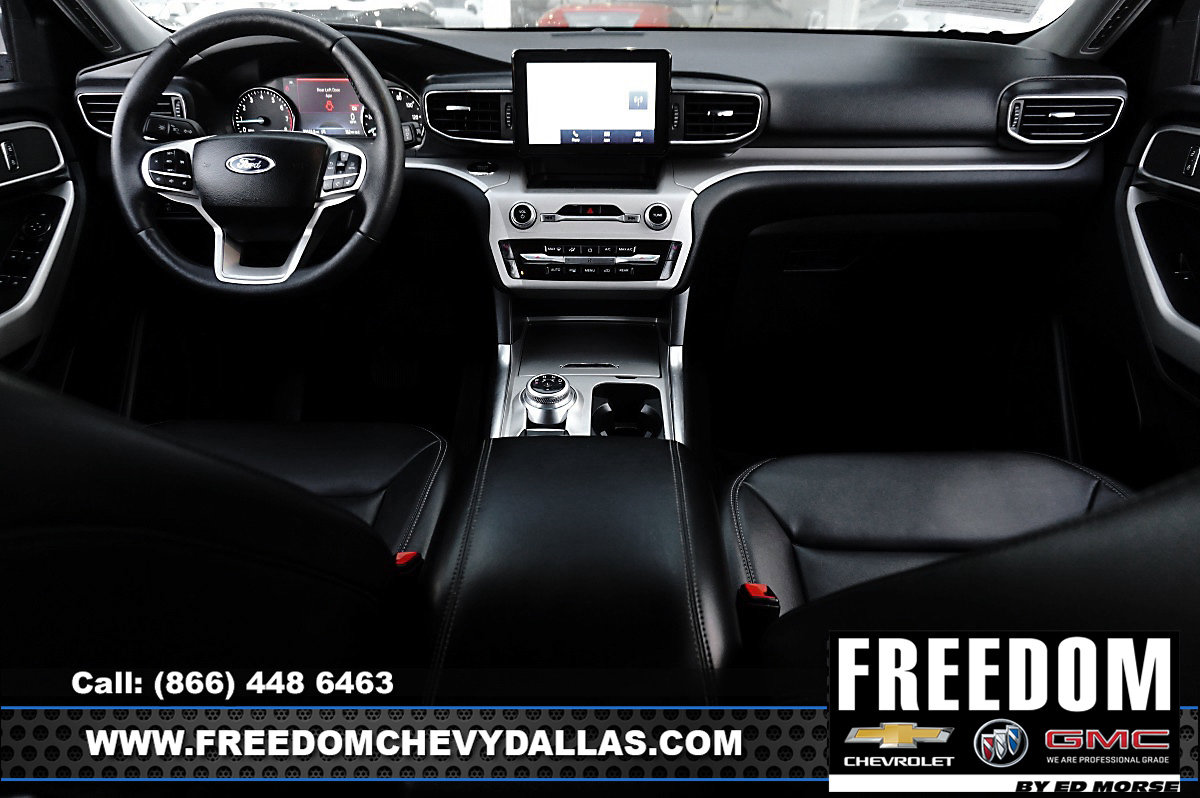 Used 2024 Ford Explorer XLT w/ Equipment Group 202A image 7