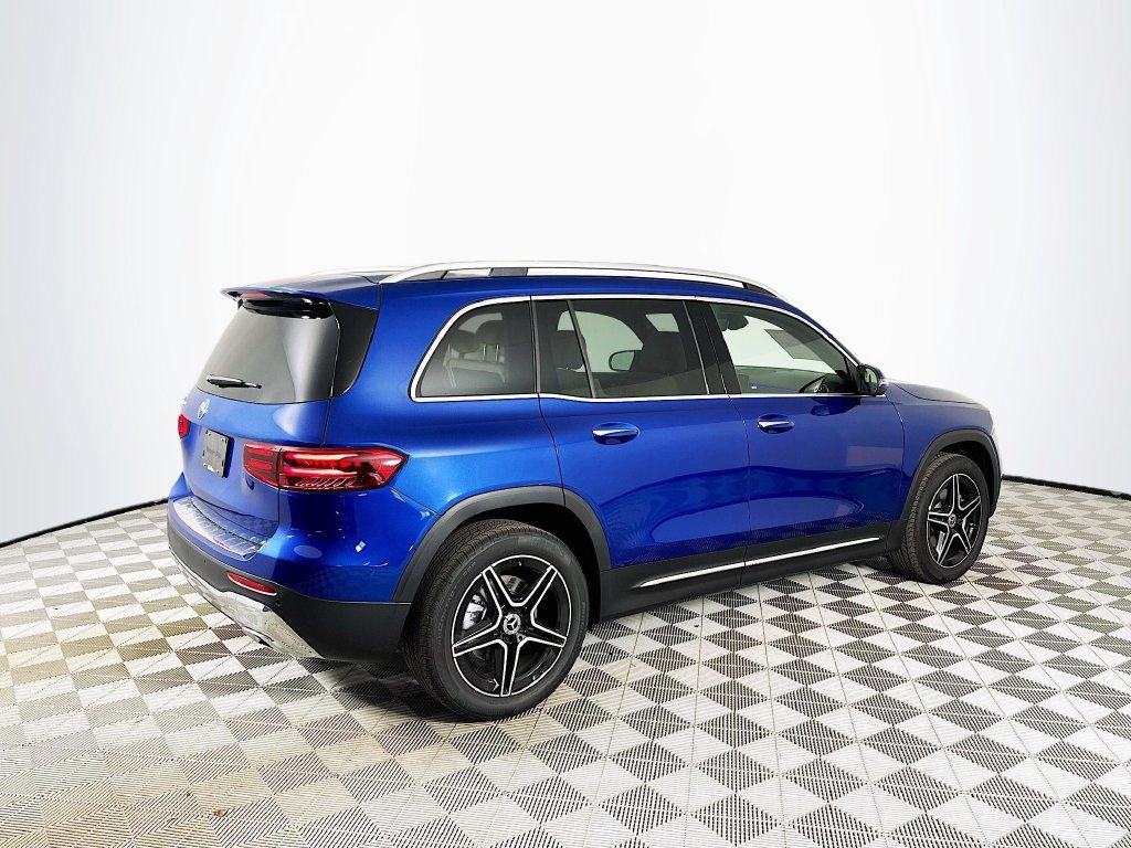 Used 2026 Mercedes-Benz GLB 250 image 7