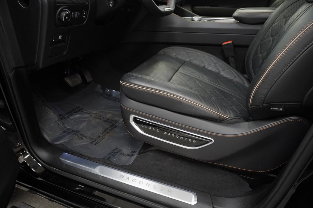 Certified 2025 Jeep Grand Wagoneer Series III w/ Quick Order Packagew 28T image 44