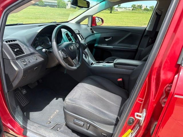 Used 2013 Toyota Venza LE w/ LE Convenience Pkg FWD image 10
