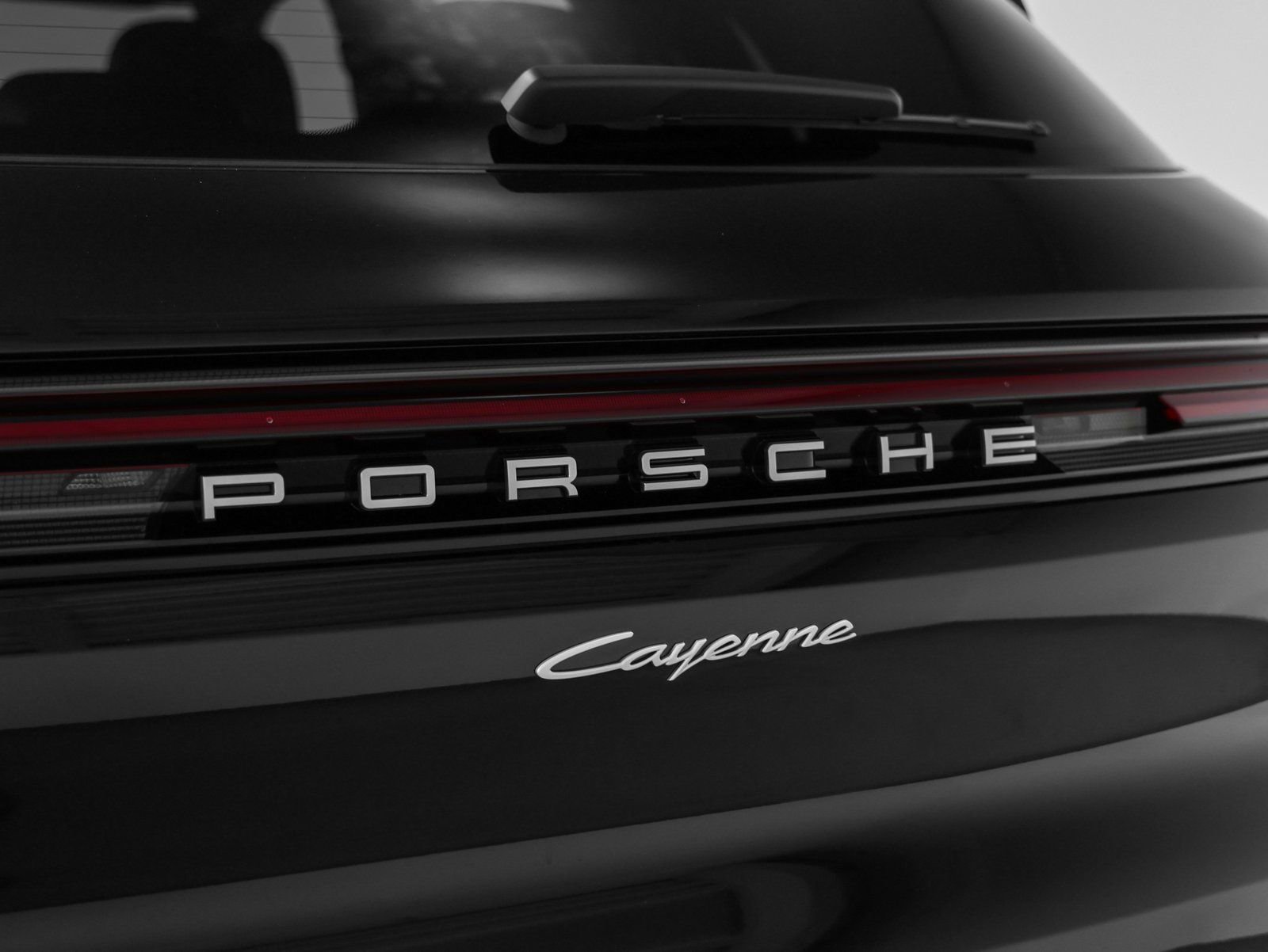 Certified 2025 Porsche Cayenne image 17