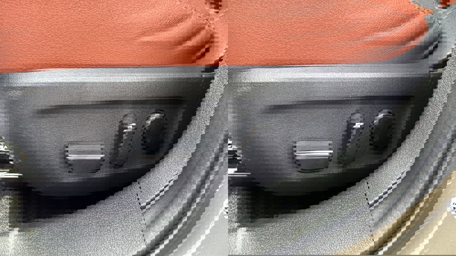 Used 2024 MAZDA MAZDA3 s AWD/4WD image 13