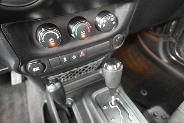 Used 2016 Jeep Wrangler Unlimited Sport AWD/4WD image 30
