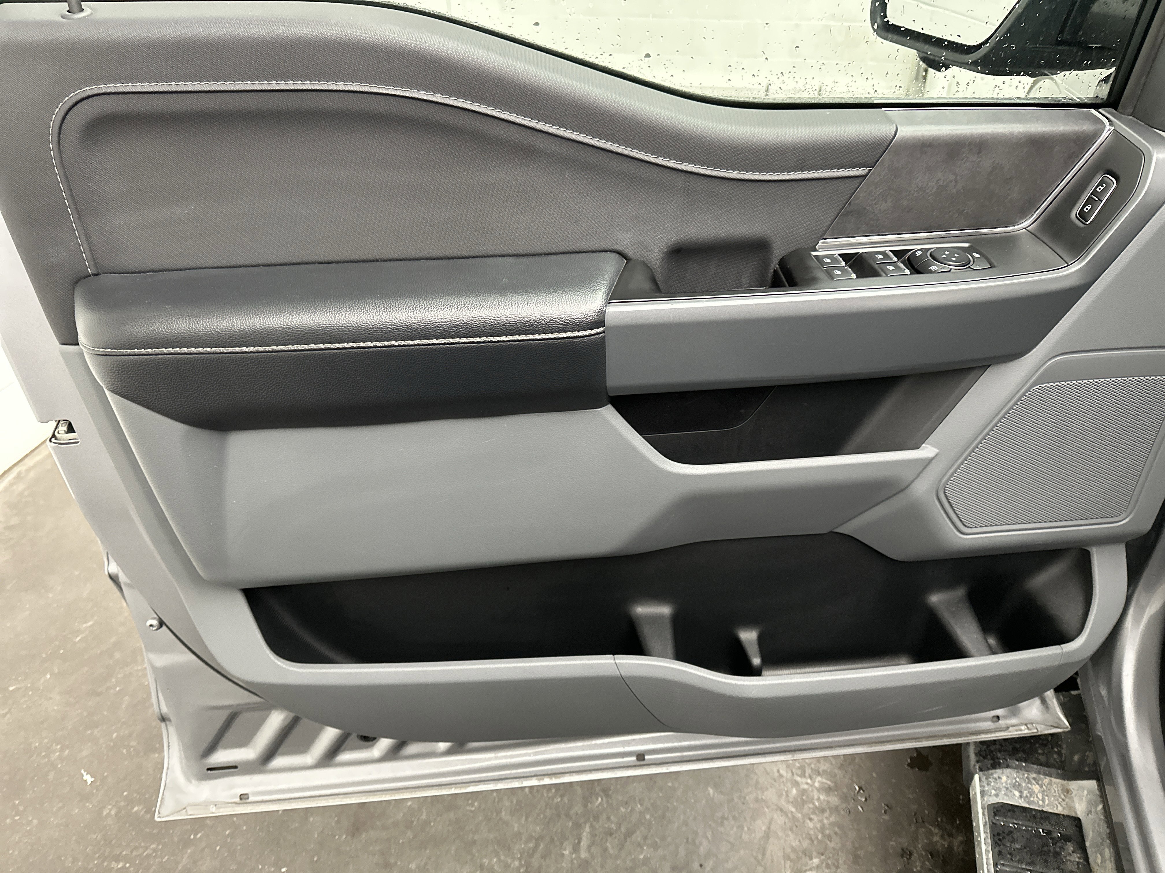 Used 2024 Ford F150 XLT w/ FX4 Off-Road Package image 22