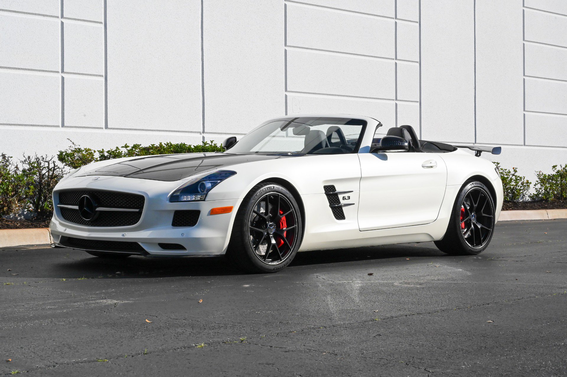 Used 2015 Mercedes-Benz SLS AMG GT Final Edition image 15