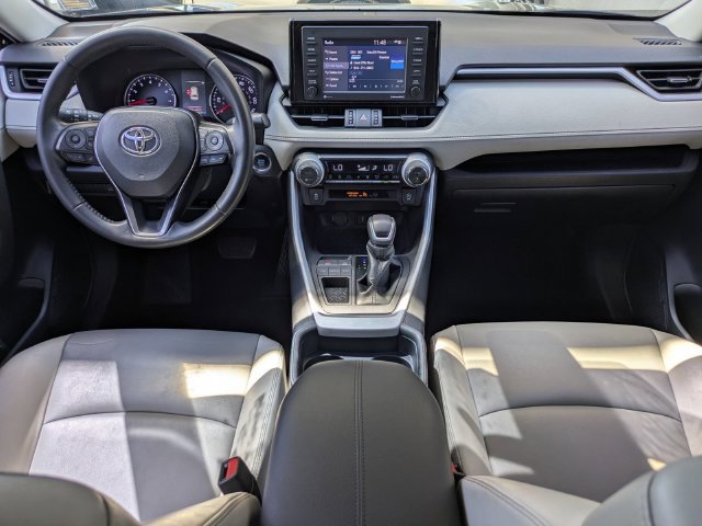 Used 2021 Toyota RAV4 XLE Premium FWD image 17