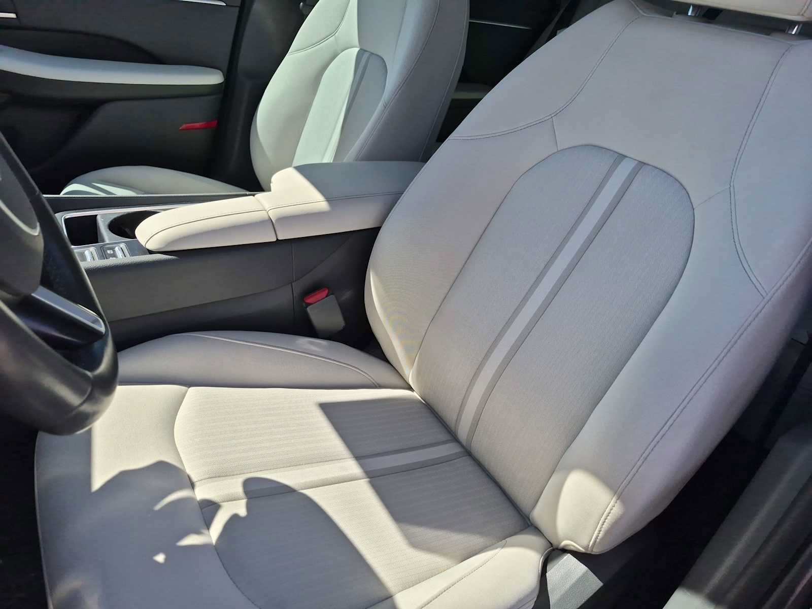 Certified 2024 Hyundai Sonata SEL w/ Convenience Package FWD image 16