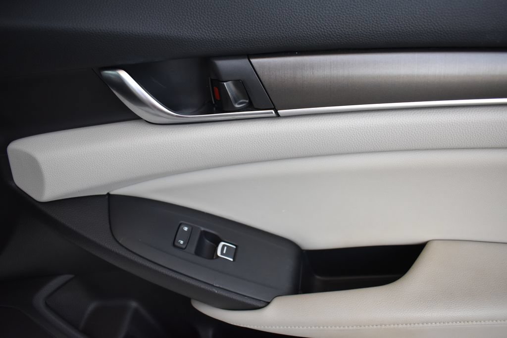 Used 2018 Honda Accord LX image 20