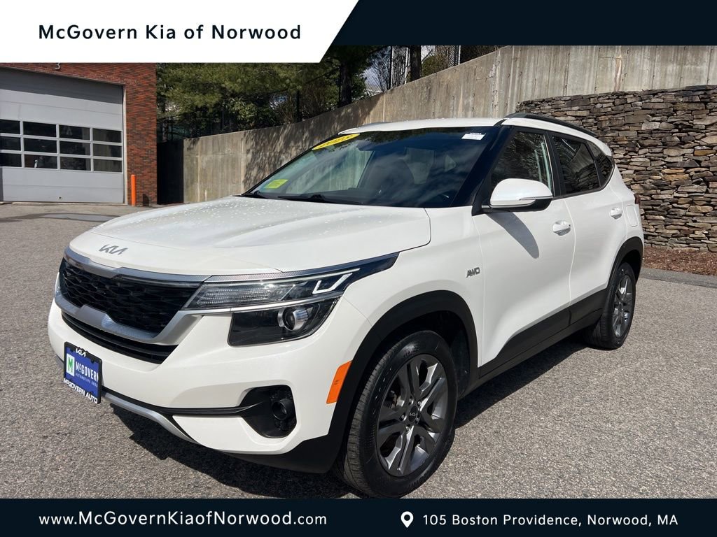 Certified 2023 Kia Seltos S image 1