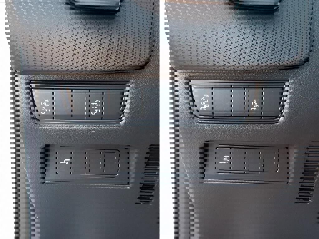 New 2025 MAZDA CX-50 AWD 2.5 S w/ Cargo Package image 16