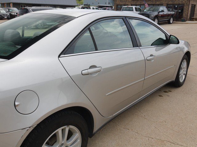 Used 2006 Pontiac G6 Sedan w/ Drivers Package FWD image 9